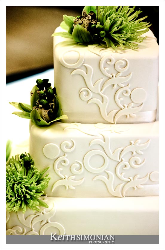 White Wedding cake photo