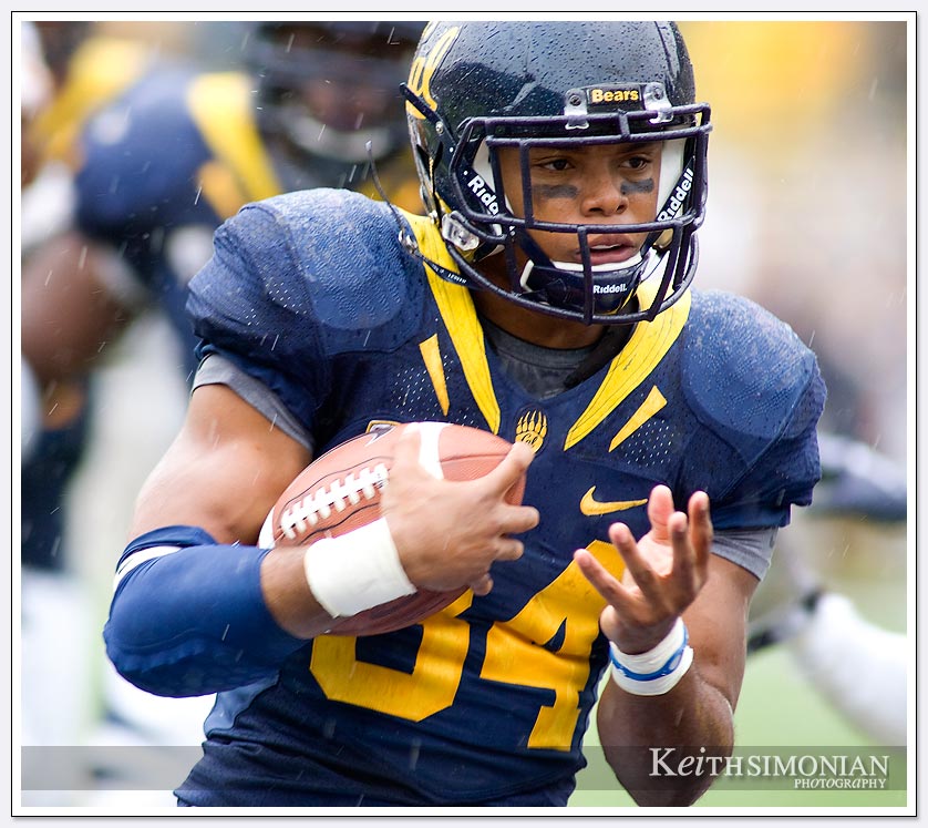 The rain couldn't stop Cal's Shane Vereen on this October 23, 2010 day as he scored two touchdowns and rushed for 91 yards.