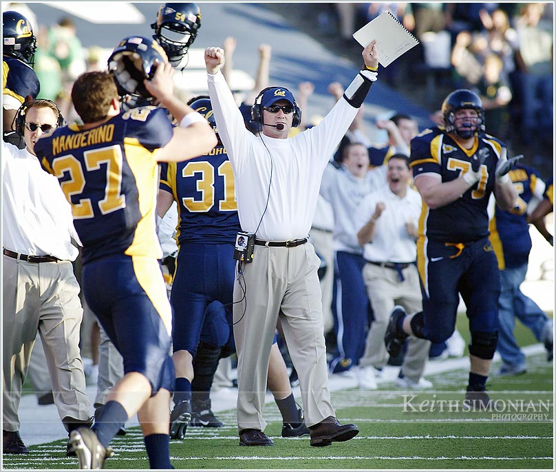 Cal coach Jeff Tedford and players celebrate a California Golden Bear college football touchdown