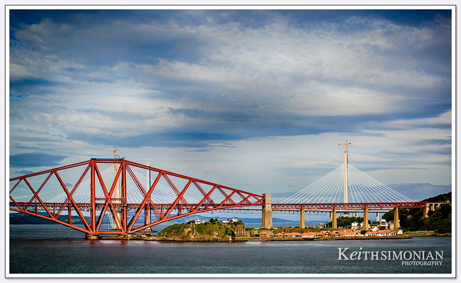 Forth Road bridge - Queensferry Scotland