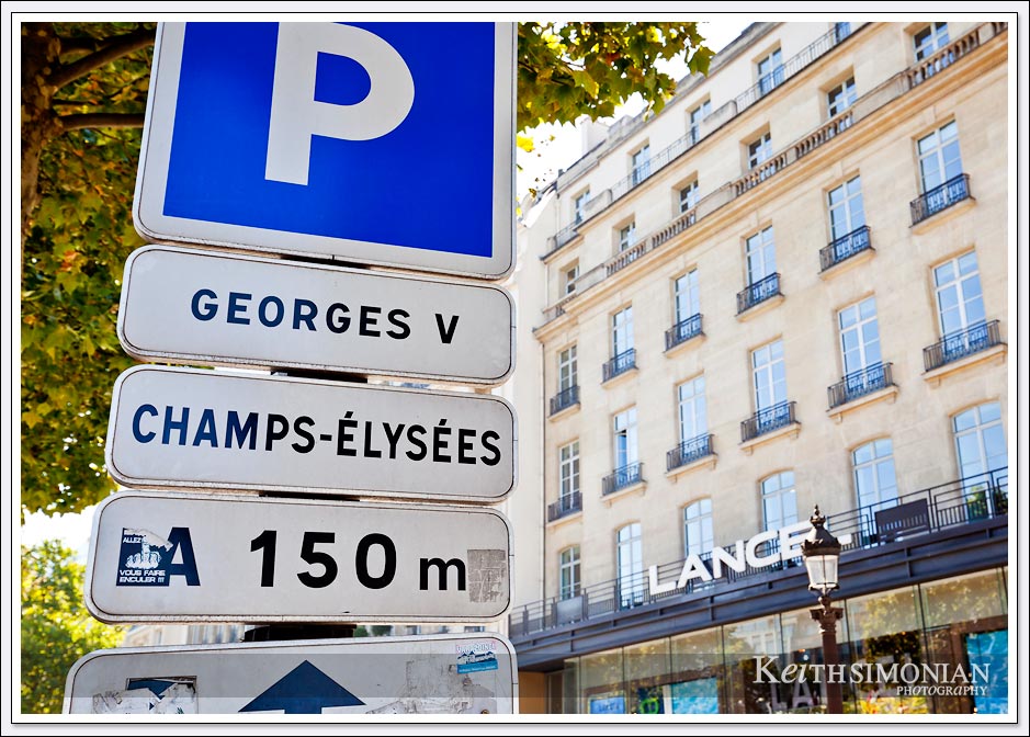 The Avenue des Champs-Élysées - Paris France