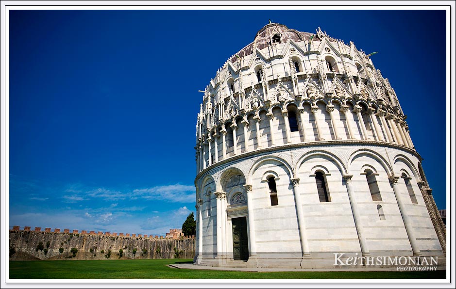 Exterior photo of Pisa Baptistery - Pisa, Italy